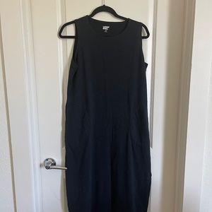 Lands End Long Black Beach Coverup- medium petite